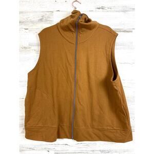 Cato Women’s Plus 20/22 Brown Terry Front Zip Mock Collar Pocket Vest NWT